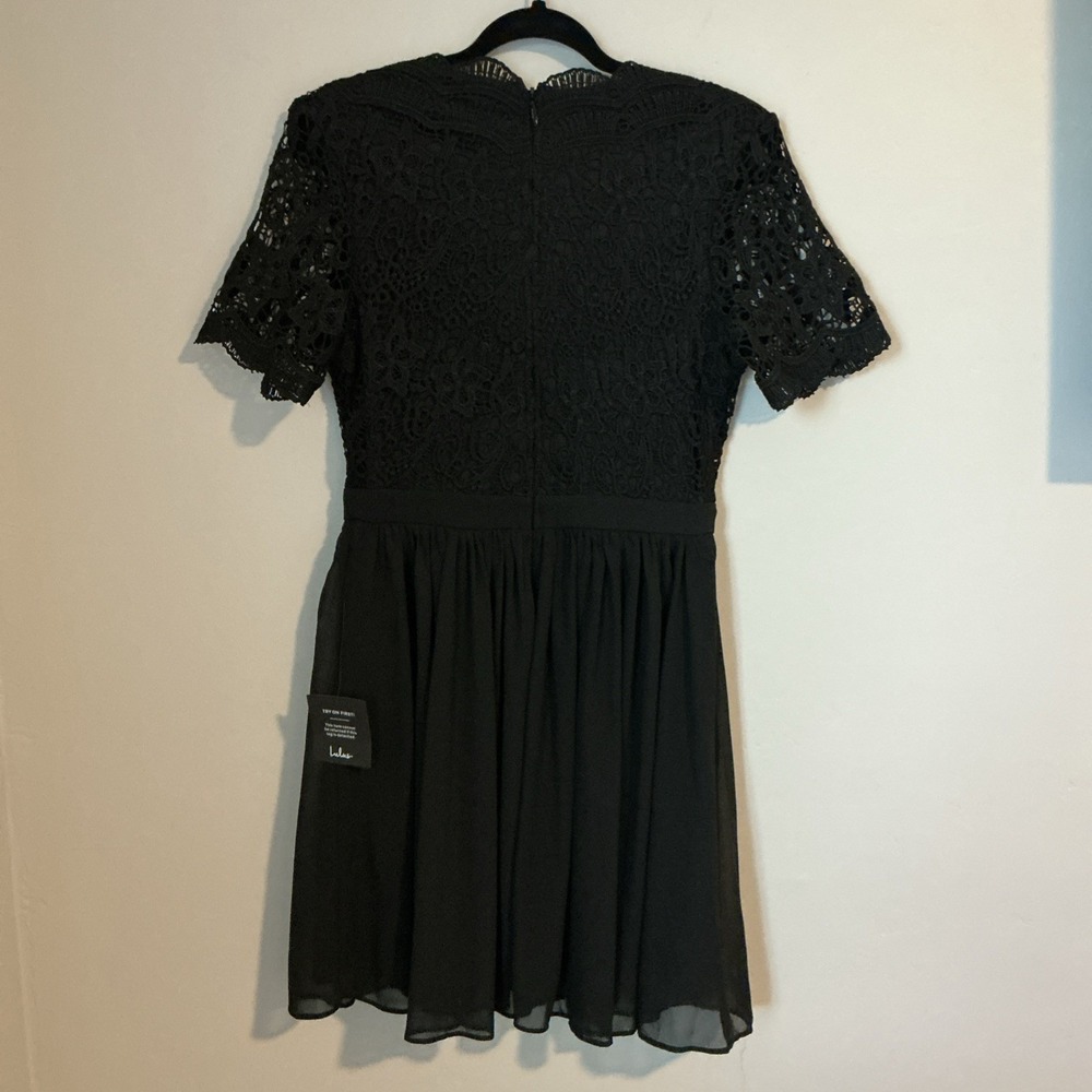 Lulus Angel in Disguise Black Lace Fit Flare Skater Dress Short Sleeve M NWT - Picture 5 of 10